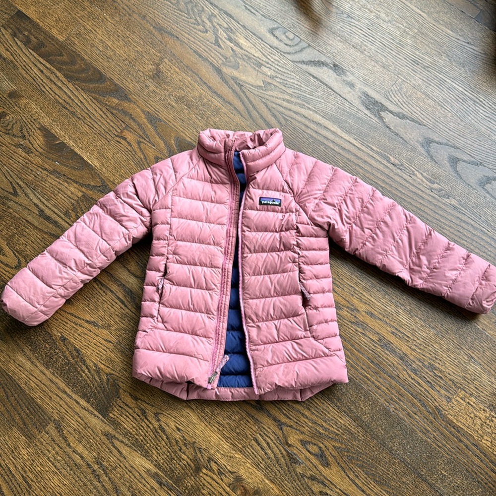 Patagonia Kids’ Drop Tail Down Sweater in Mauve XS (5-6)